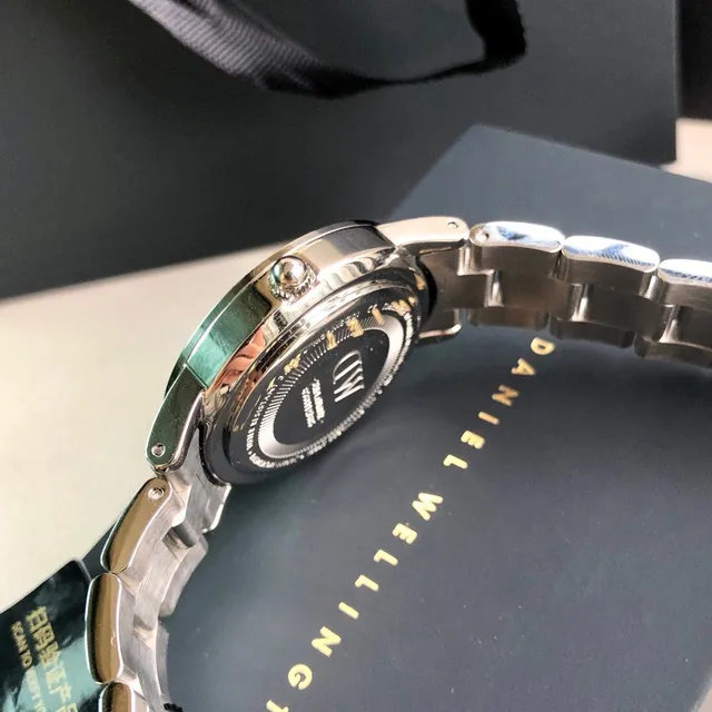Daniel Wellington Classic Petite Silver Sunray Dial Quartz Watch 5