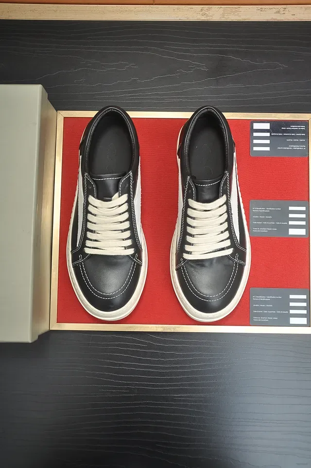 Dark Gray and Light Gray Panelled Platform Sneaker 5