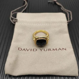 David Yurman Cable Classics Anel de pedra cushion-cut facetada com banda torcida de ouro preto