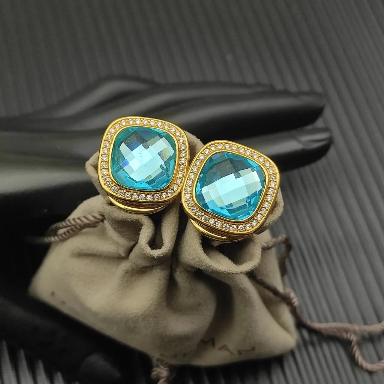 David Yurman Cushion-Cut Blue Gemstone Pavé Halo Clip-On Earrings 6