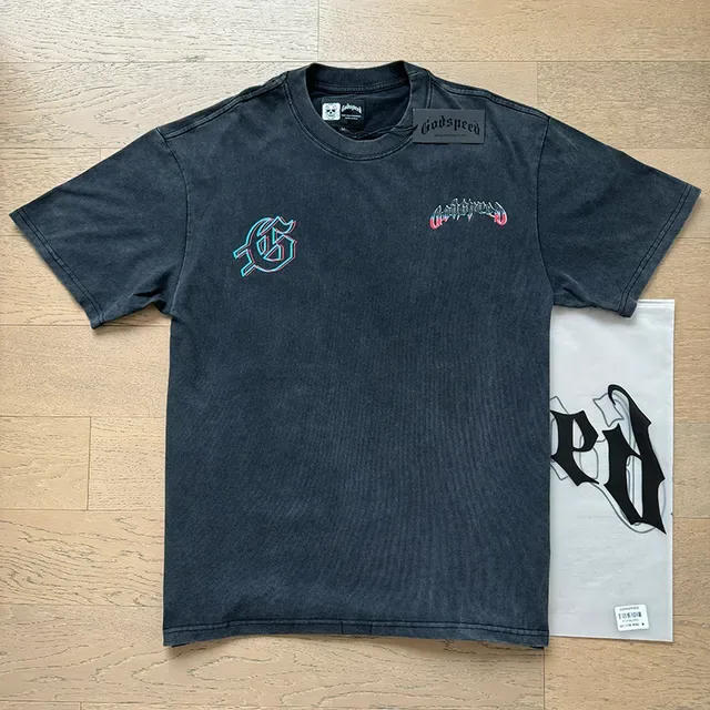 Distressed Black Graphic-Print Oversized T-Shirt 6