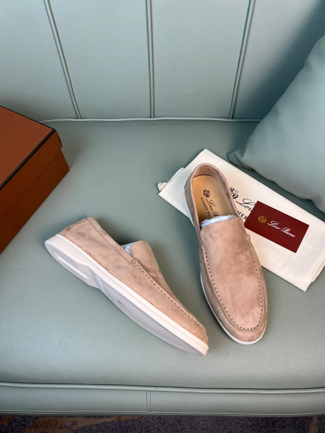 Mocassins moc-toe slip-on en daim rose poussiéreux 5