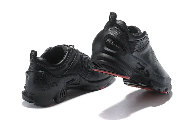 ECCO Black Red Perforated Leather Upper Sculpted Multi-Density Midsole Lifestyle Sneakers 15