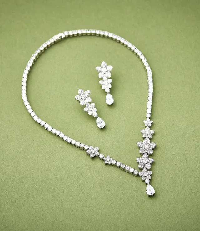 Floral Motif Pavé-Set Teardrop Pendant Necklace 7