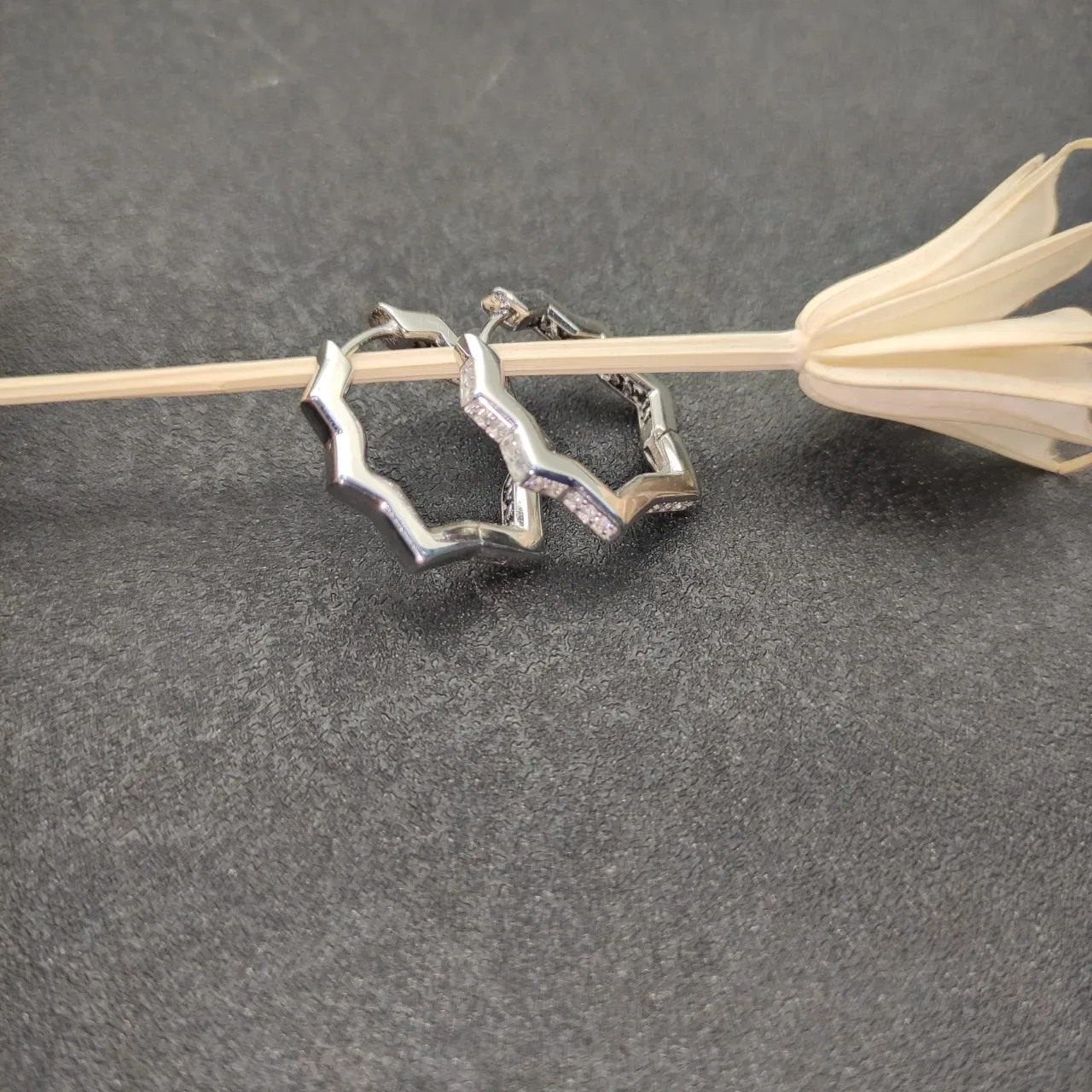 Geometric Faceted Pavé Hoop Earrings 6