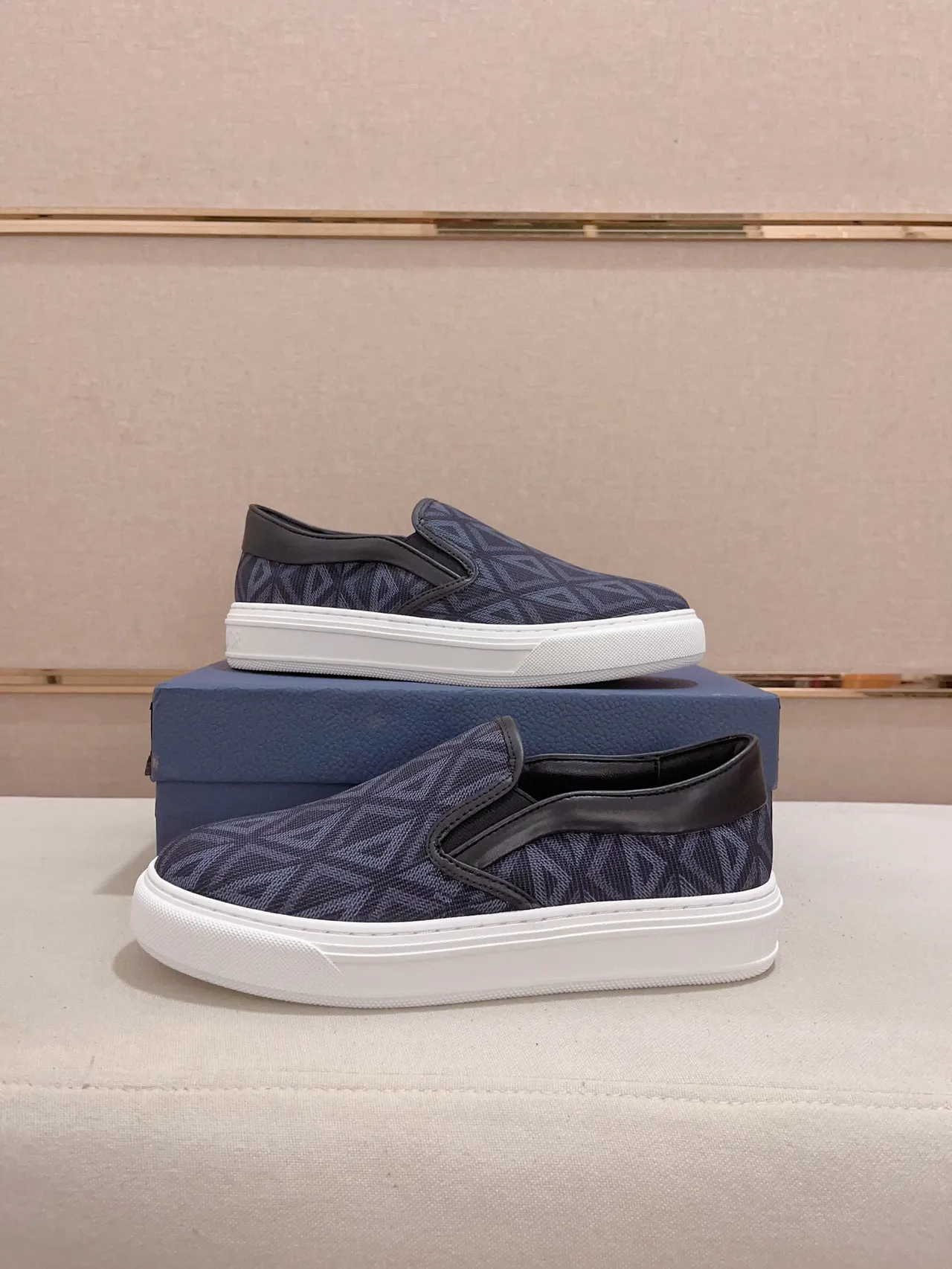 Geometric Jacquard Slip-On Lifestyle Sneaker 7