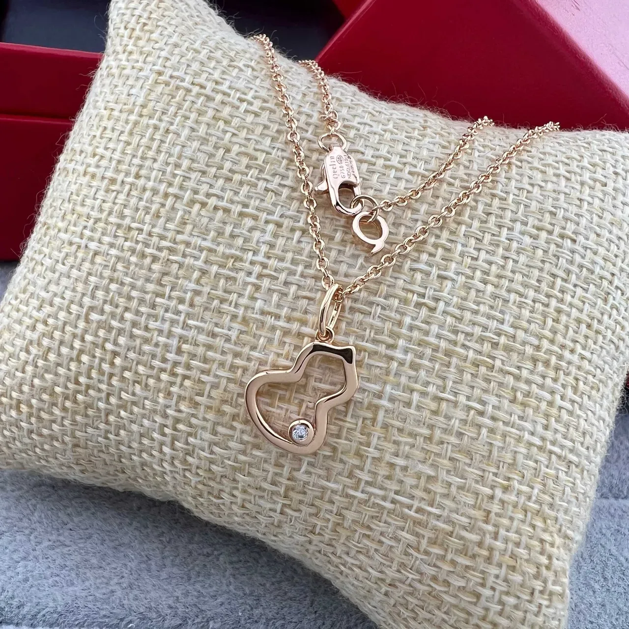 Gold and Silver Tone Openwork Heart Pendant Necklaces 4