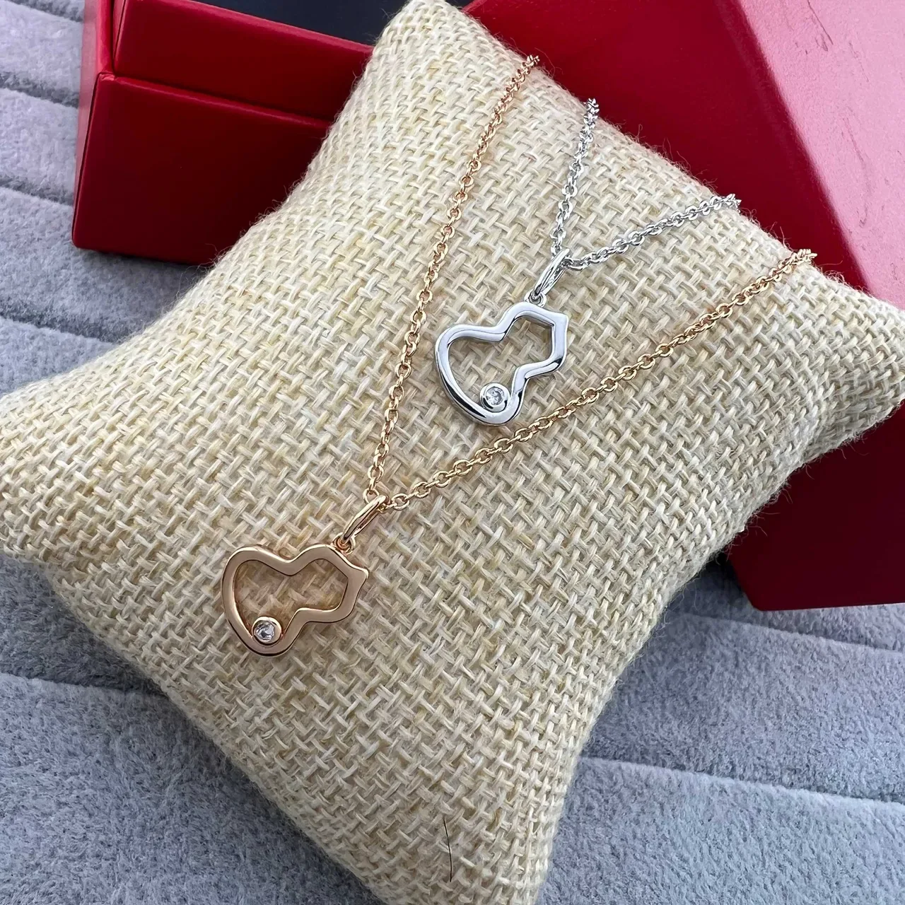 Gold and Silver Tone Openwork Heart Pendant Necklaces 6