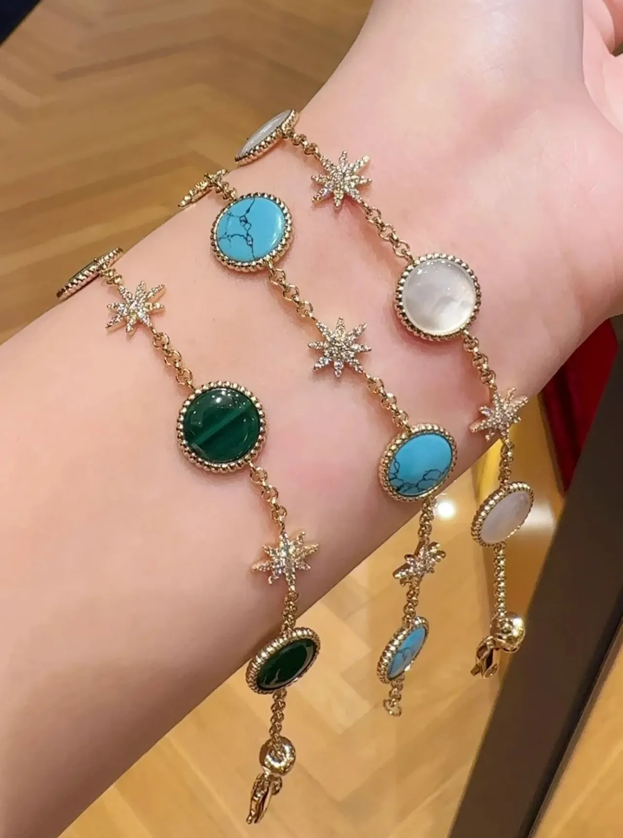Gold Blue Chain Turquoise Cabochon Stones Bracelet 2