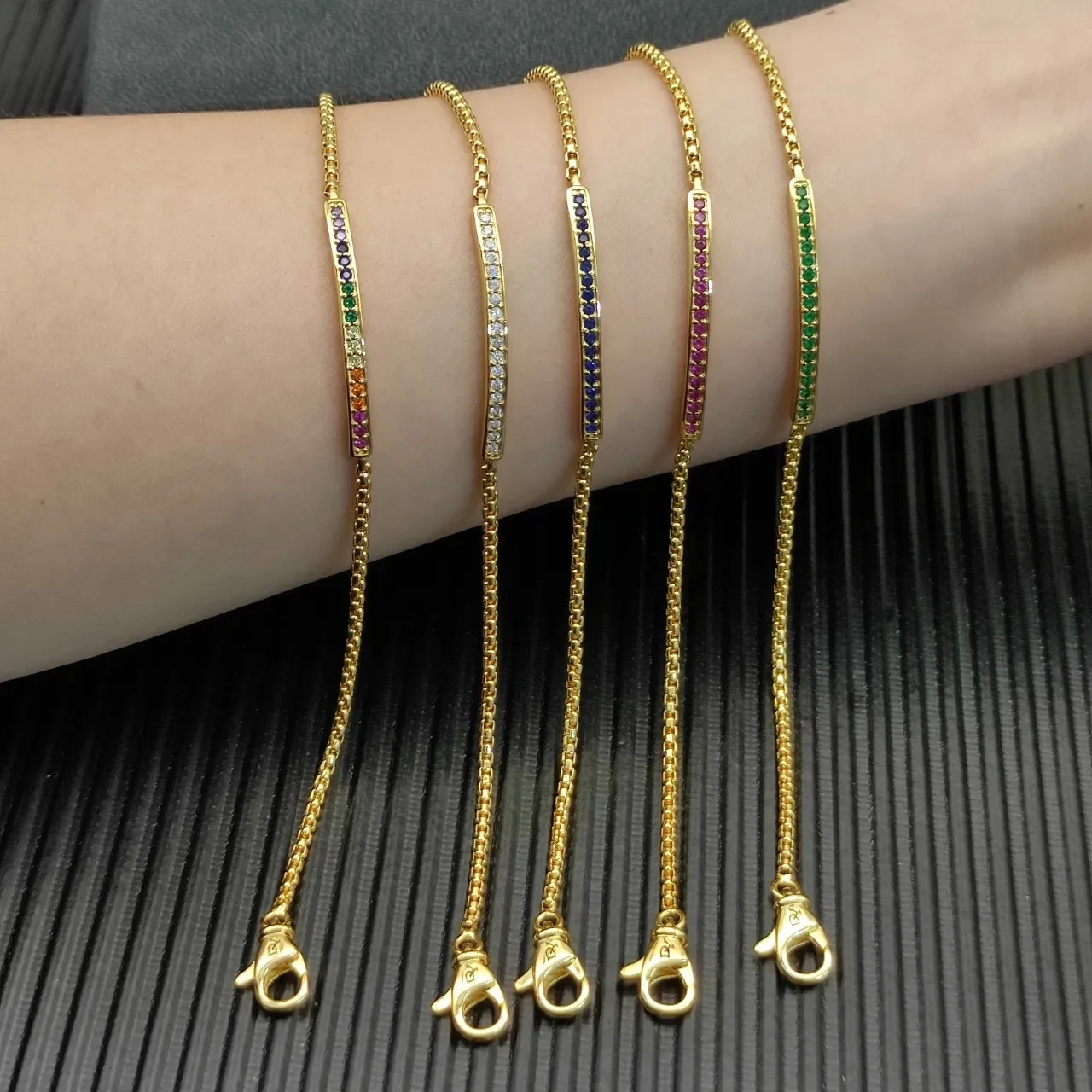 Gold Green Chain Horizontal Bar Bracelet 2