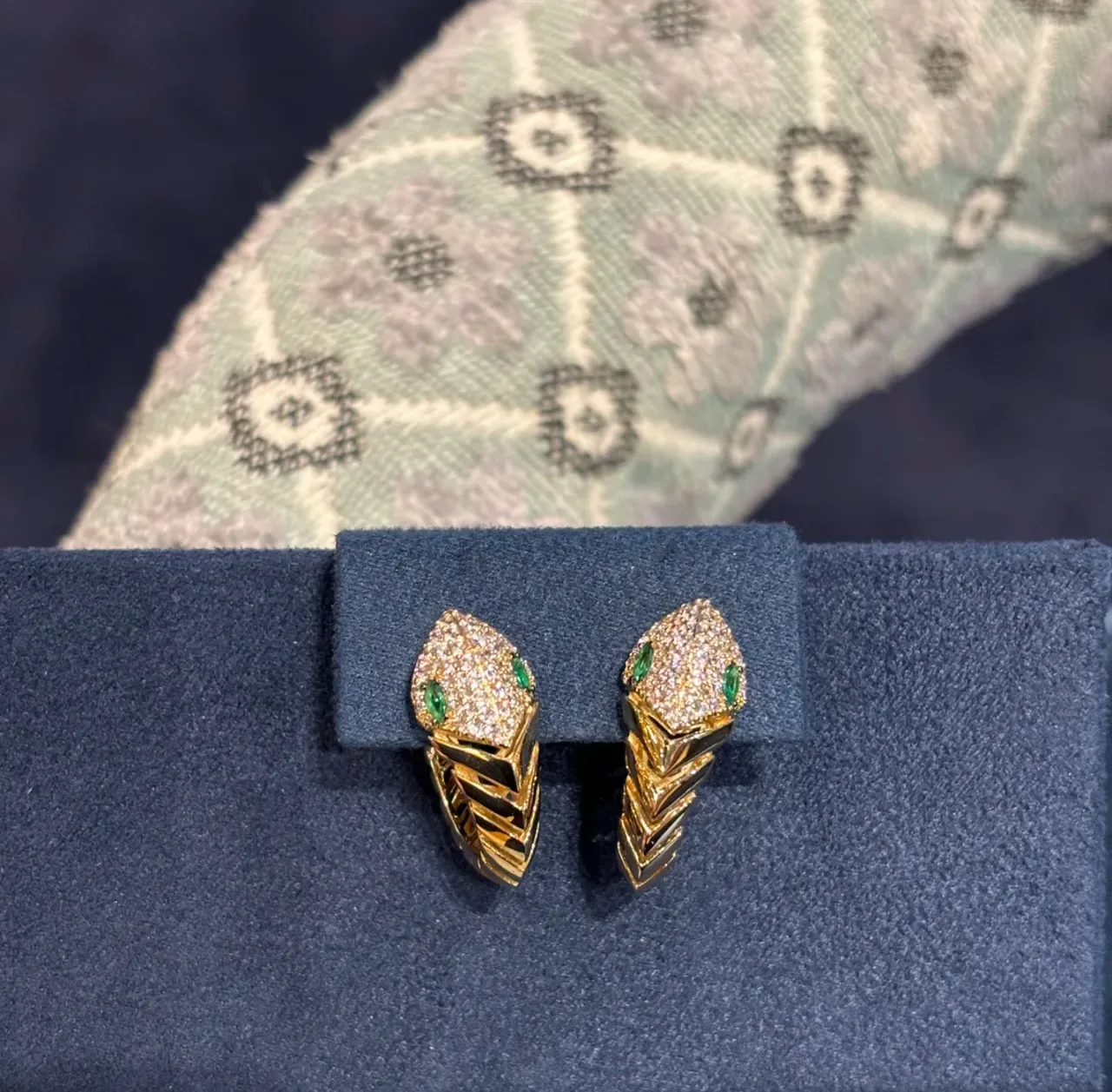 Gold Green Pavé-Set Sculpted Head Motif Earrings 7