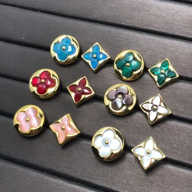 Gold Multicolor Flower-Shaped Enamel-Inlaid Jewelry 4