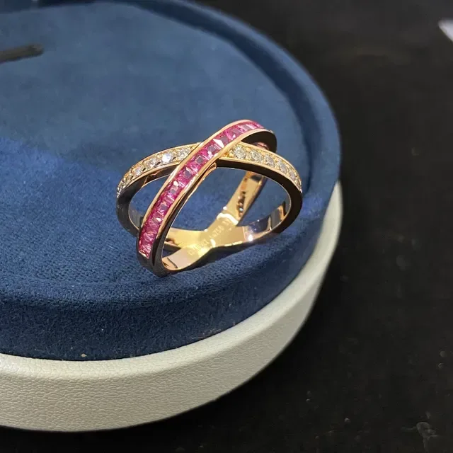 Gold Pink Cross-Over Band Pavé-Set Ring 2