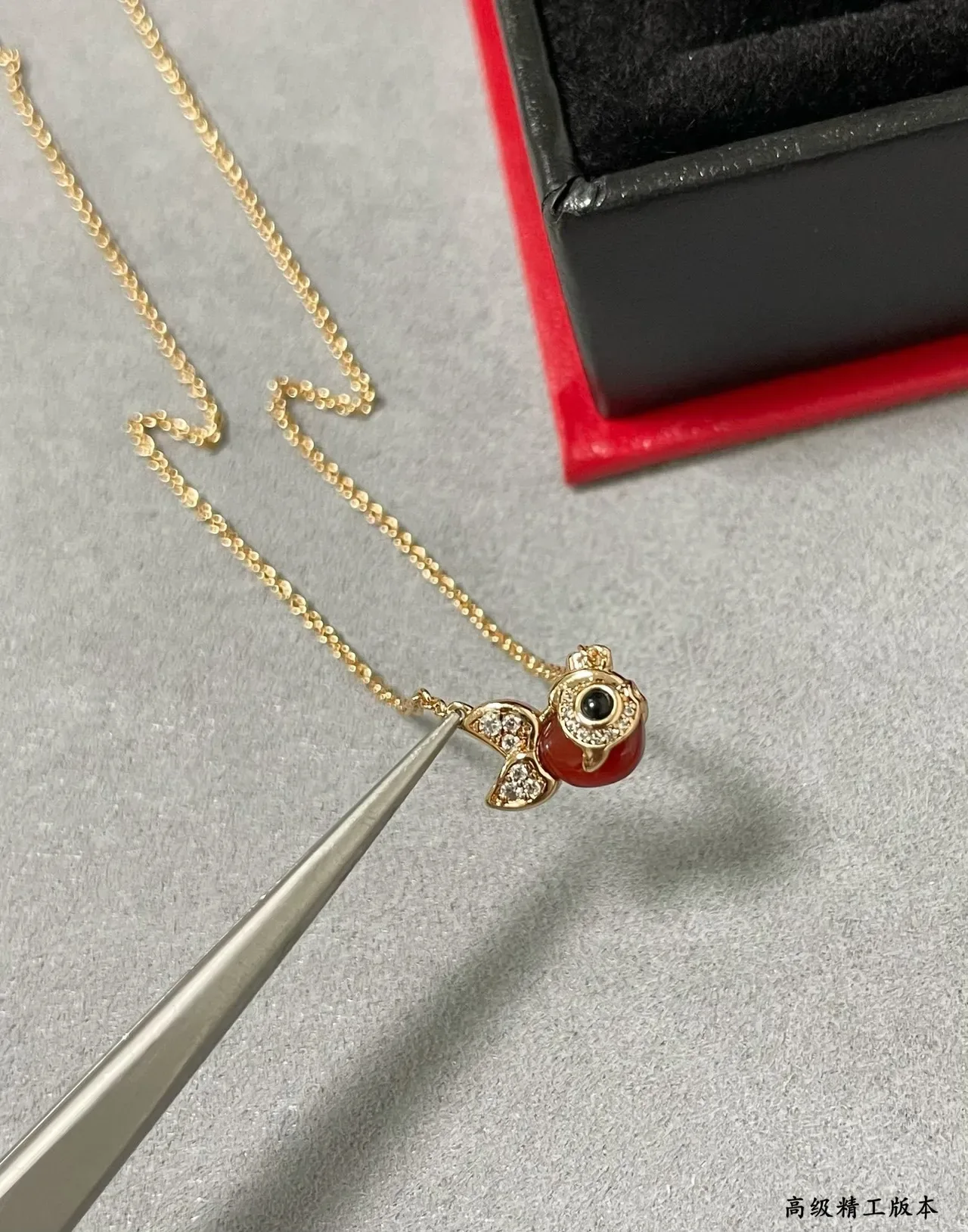 Gold Red Chain Fish-Shaped Pendant Necklace 7