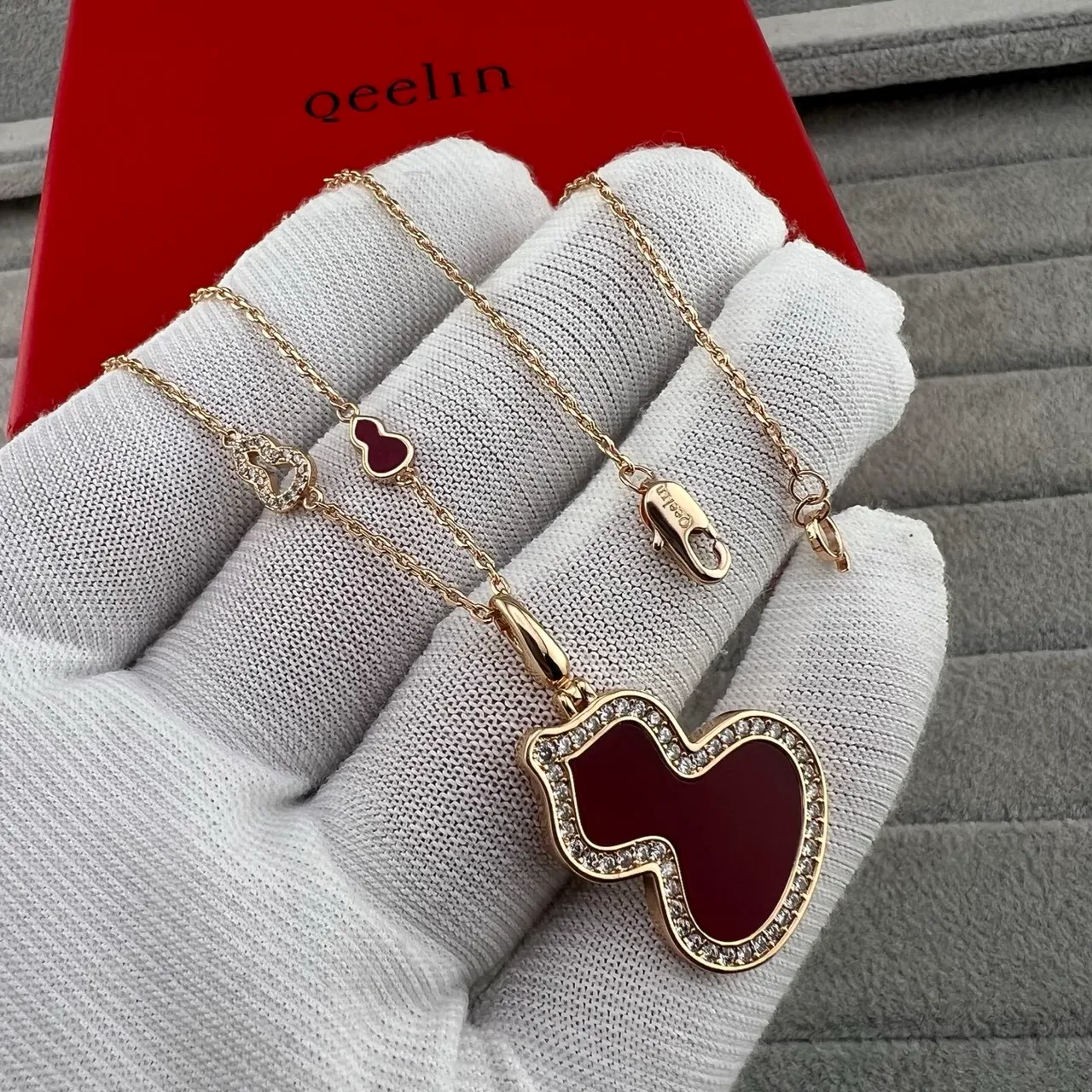Gold Red Gourd-Shaped Pendant Pavé-Set Clear Stones Necklace 4