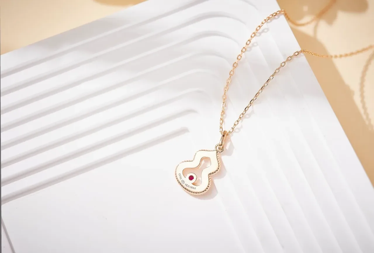 Gold Red Gourd-Shaped Pendant Pavé-Set Stones Necklace 8