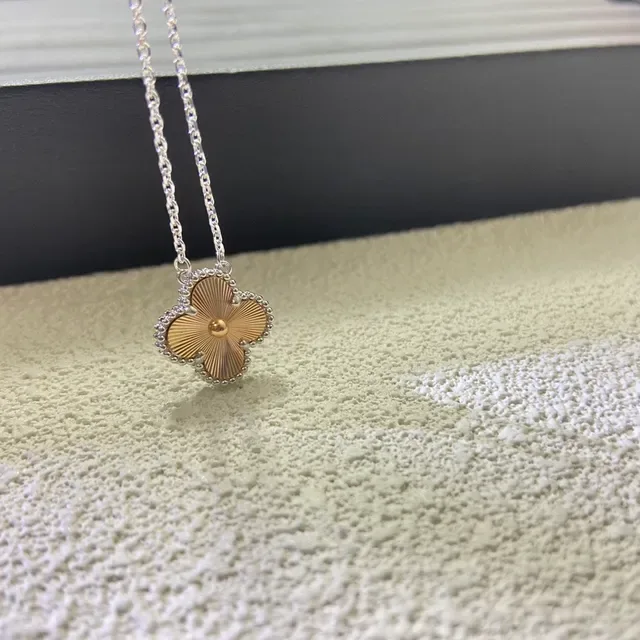 Gold Silver Four-Petal Flower Pendant Radial Grooved Texture Necklace 4
