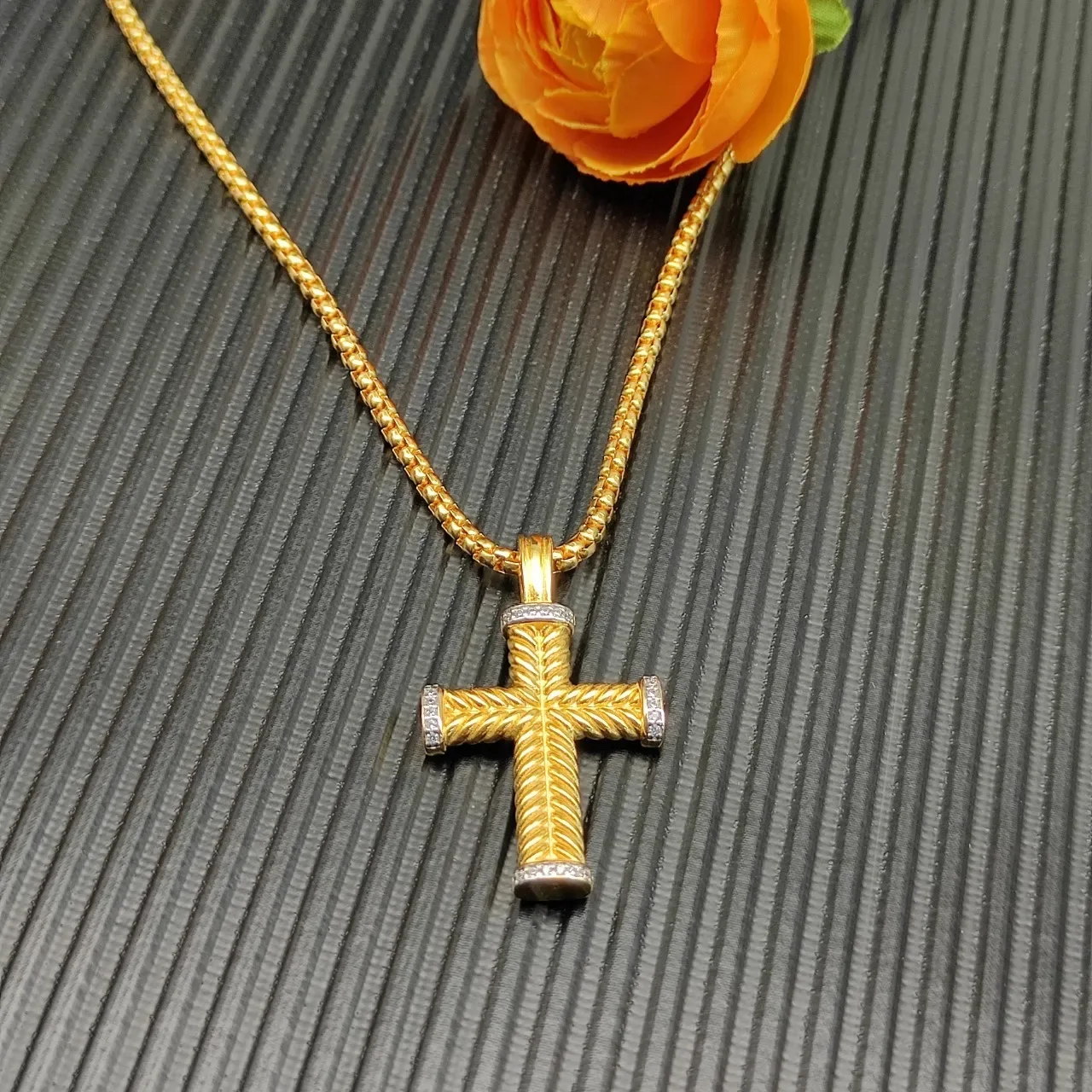 Gold Silver Rope-Textured Cross Pavé-Set Diamond Terminals Necklace 7