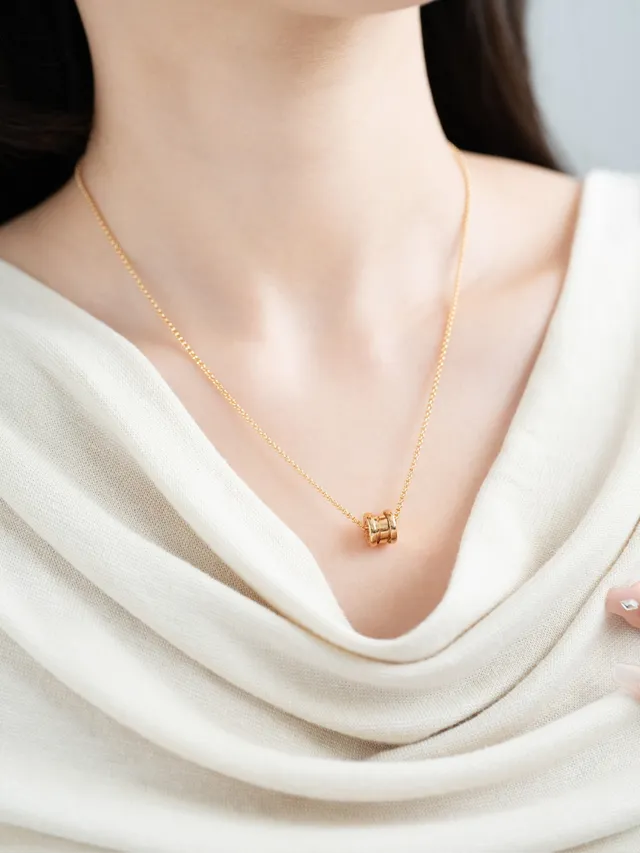 Gold Silver Stacked Cylindrical Pendant Polished Metal Necklace 3