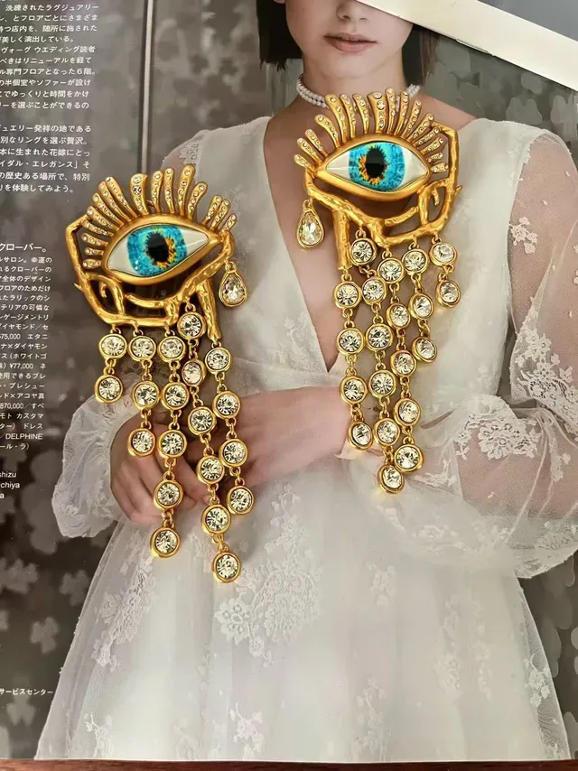 Gold-Tone Eye Motif Crystal Fringe Earring 2