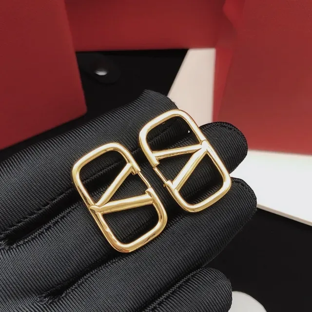 Gold-Tone Geometric Rectangular Frame Earrings 6