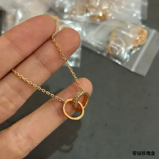 金色互锁双环帕维坠子项链
