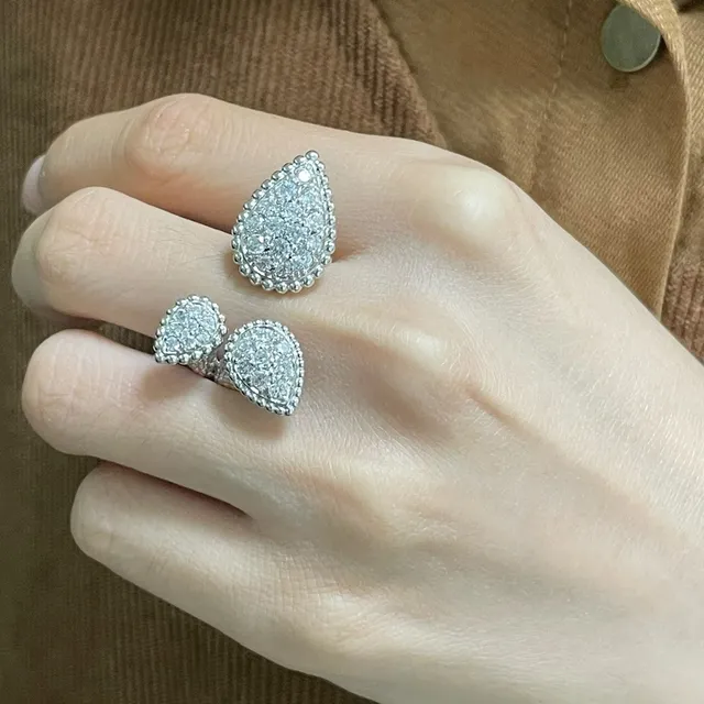 Gold-Tone Pavé Teardrop and Oval Cluster Stackable Rings 9