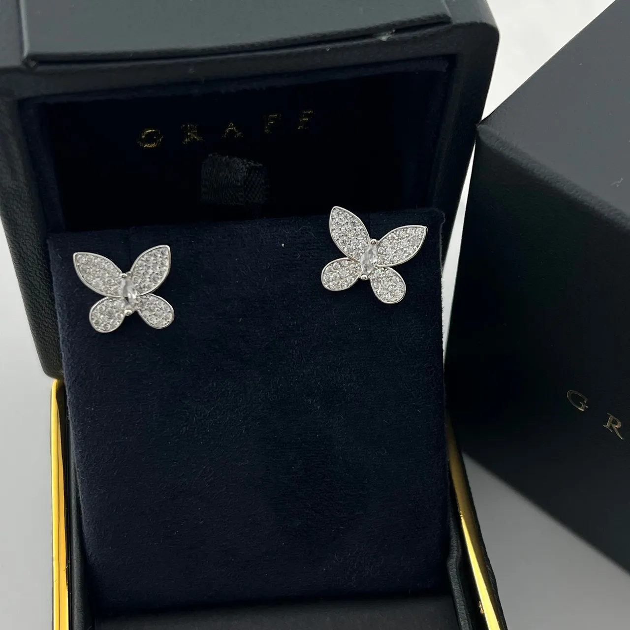 GRAFF Butterfly Pavé Stud Earrings 4