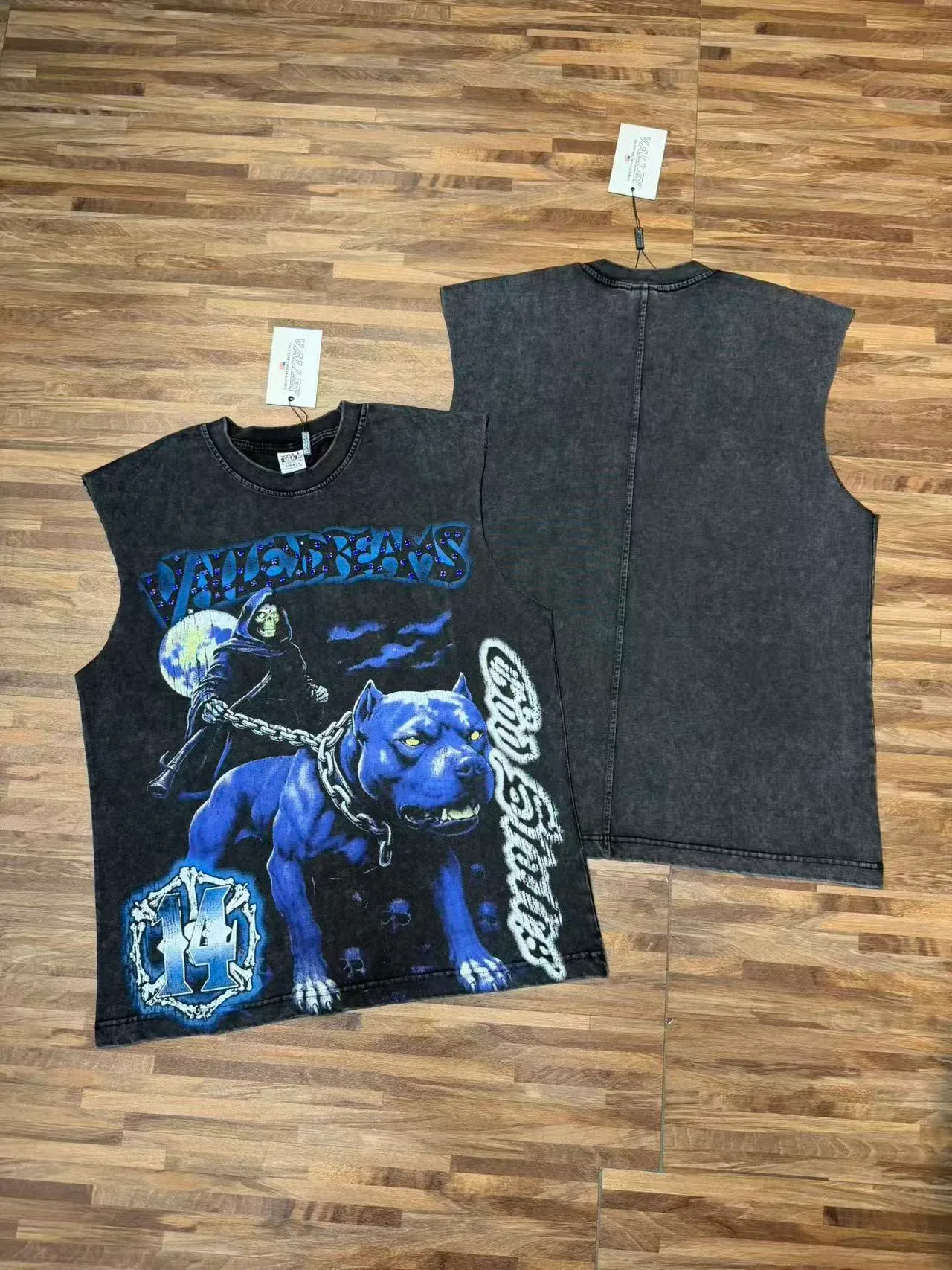 Graphic-Print Sleeveless Crew-Neck Vest Top 12
