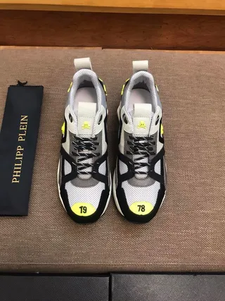 Gray Black and Neon Yellow Skull-Graphic Chunky Sneakers 4