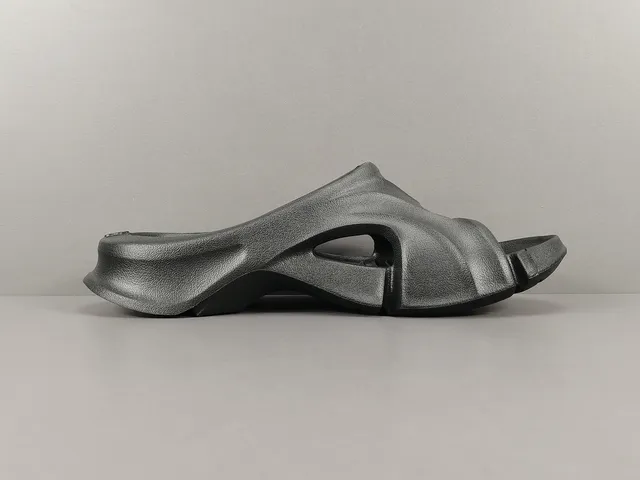 Gray Black Sculpted Monolithic Sole Pebbled Textured Upper Slippers 15