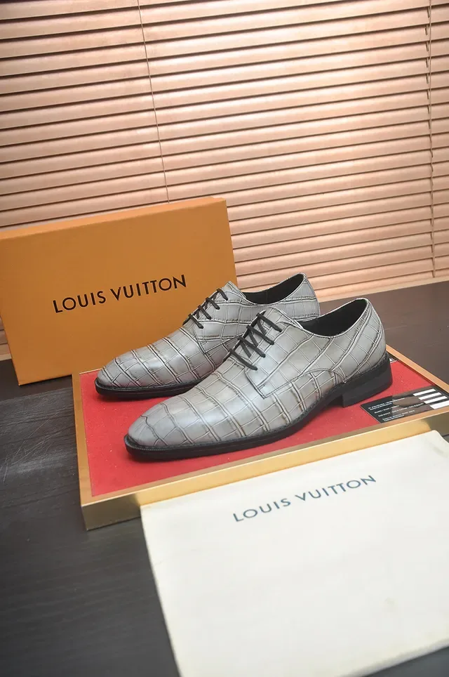 Gray Crocodile-Embossed Cap-Toe Oxford Shoes 4