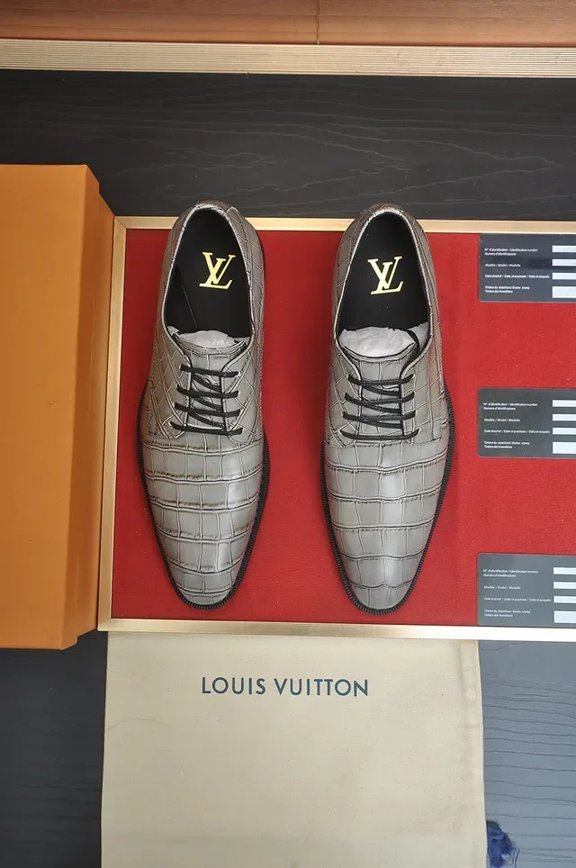 Gray Crocodile-Embossed Cap-Toe Oxford Shoes 5