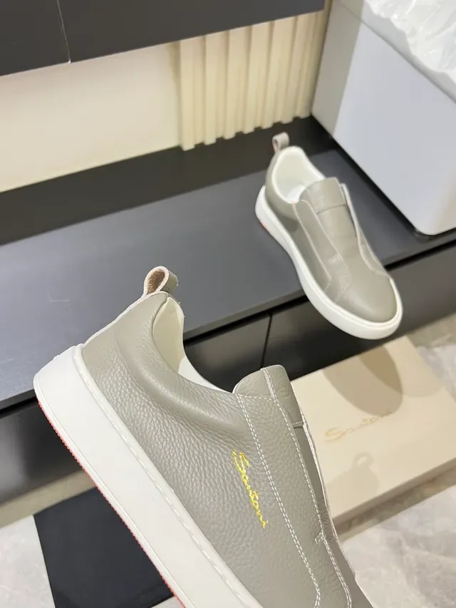 Gray White Slip-On Pebbled Leather Upper Lifestyle Sneakers 4