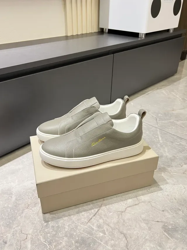Gray White Slip-On Pebbled Leather Upper Lifestyle Sneakers 5