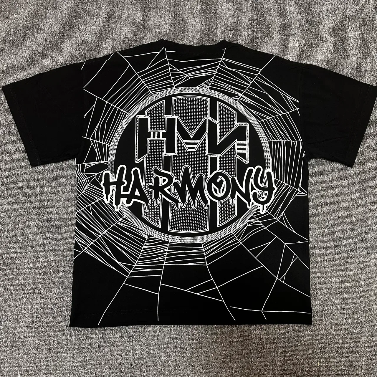 HARMONY Graphic-Print Crewneck T-Shirt 2