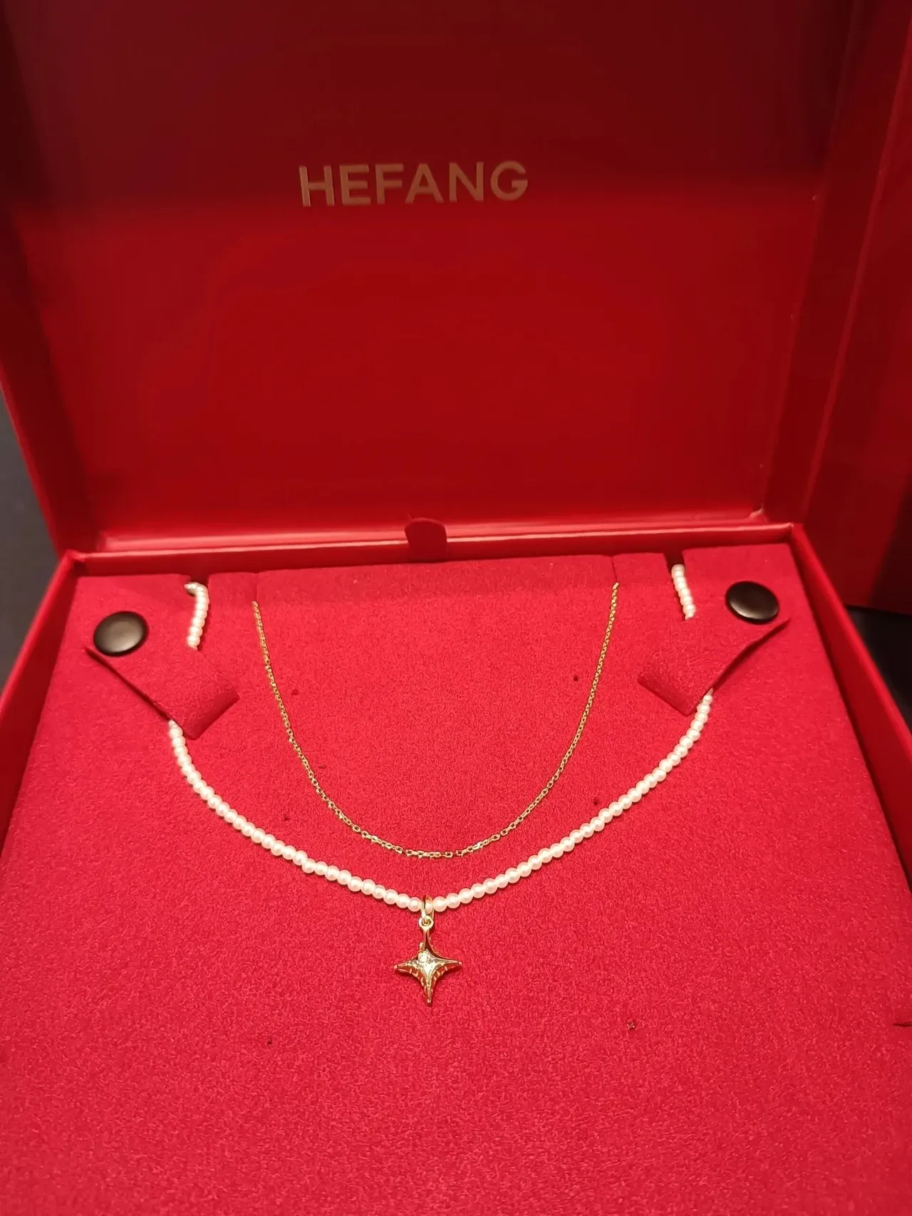 HEFANG Pearl and Gold-Tone Star Pendant Necklace 2