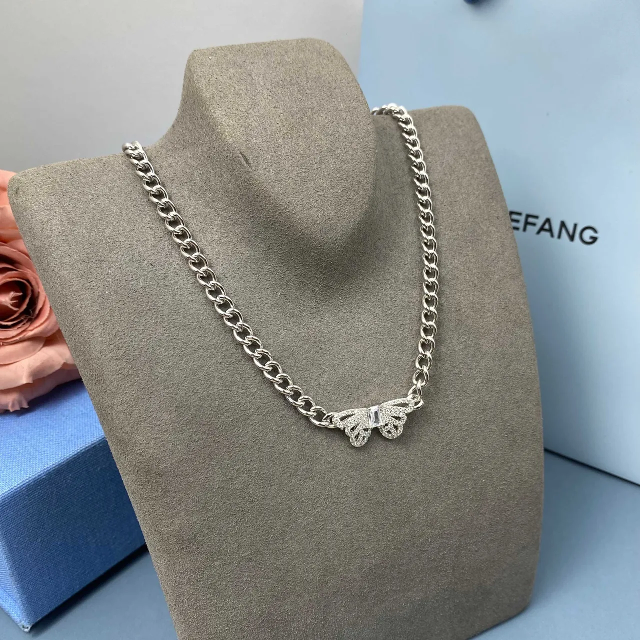 HEFANG Silver Curb Chain Butterfly Pavé Pendant Necklace 5
