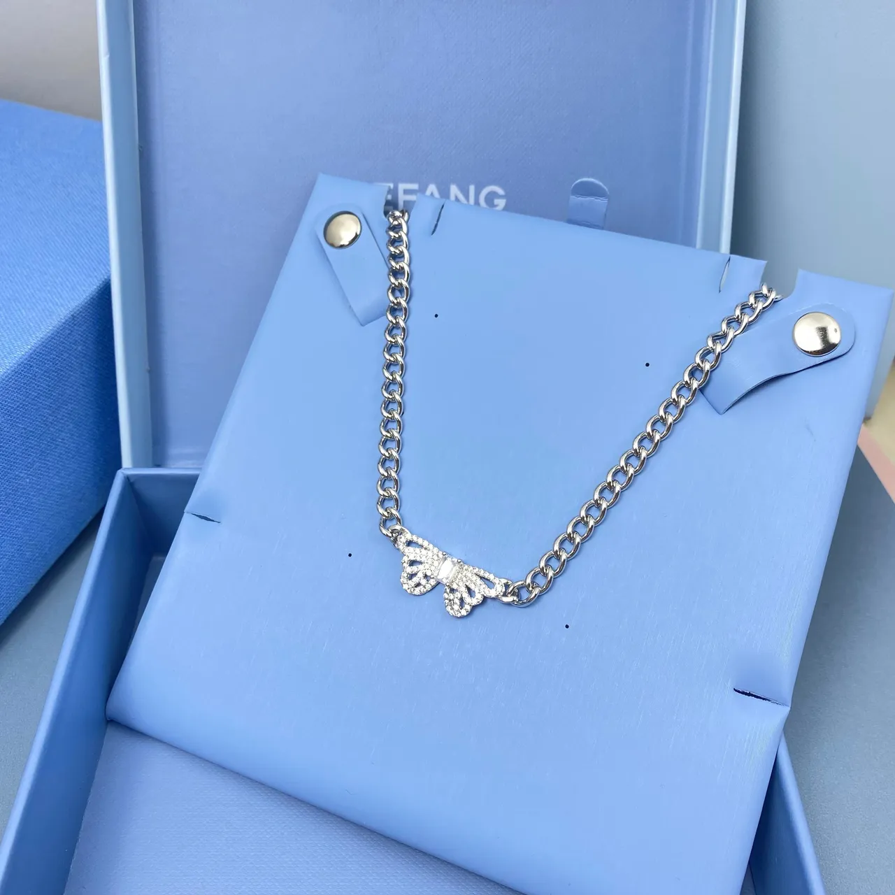 HEFANG Silver Curb Chain Butterfly Pavé Pendant Necklace 9