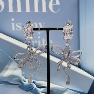 HEFANG Silver Transparent Crystal-Encrusted Bow Motif Rectangular Baguette Top Stone Earrings