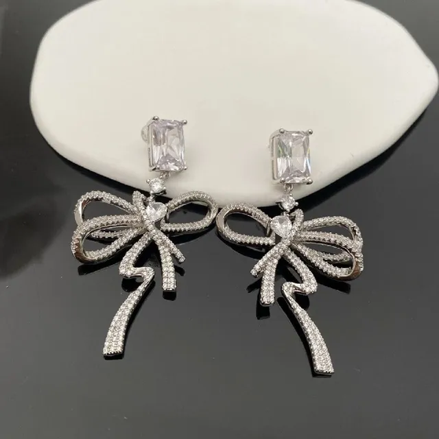 HEFANG Silver Transparent Crystal-Encrusted Bow Motif Rectangular Baguette Top Stone Earrings 5