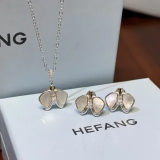 HEFANG 银白蝴蝶形珍珠母嵌镶吊坠项链