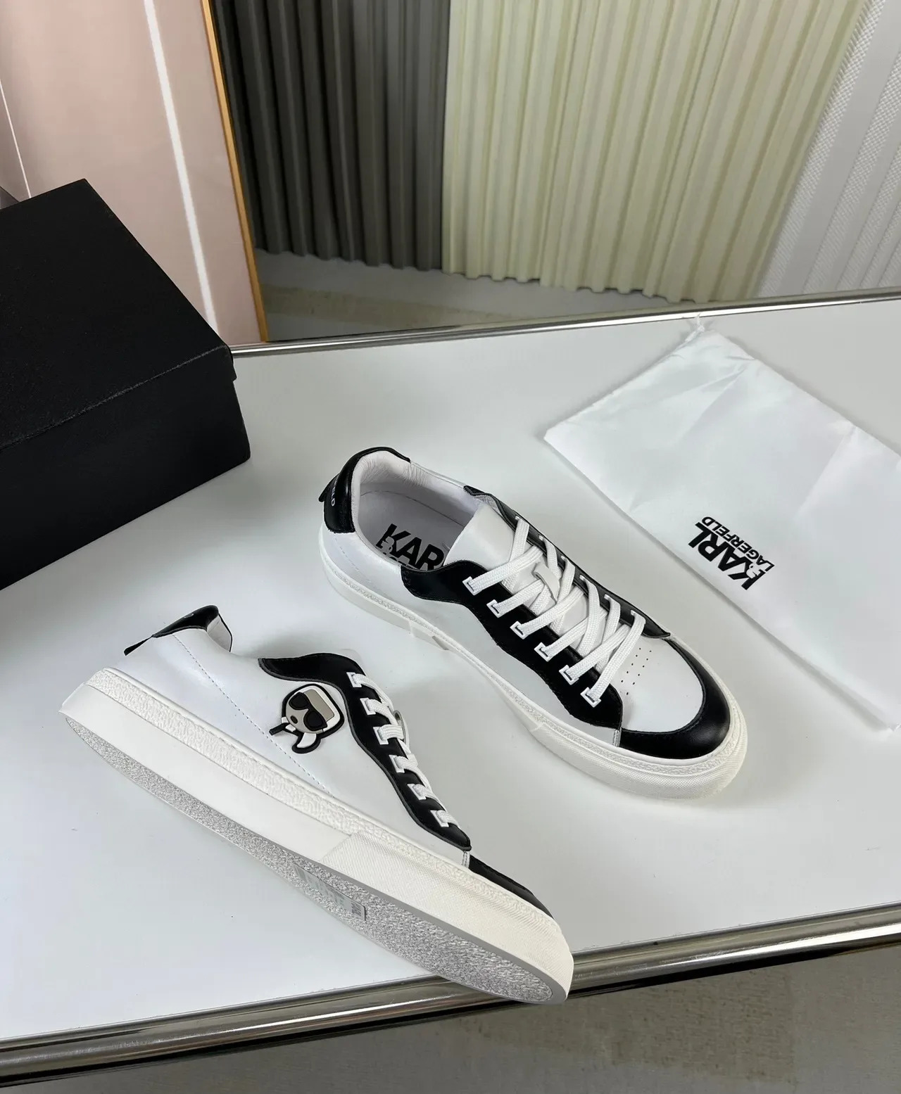 Karl Lagerfeld IKONIK White and Black Leather Lifestyle Sneakers 5