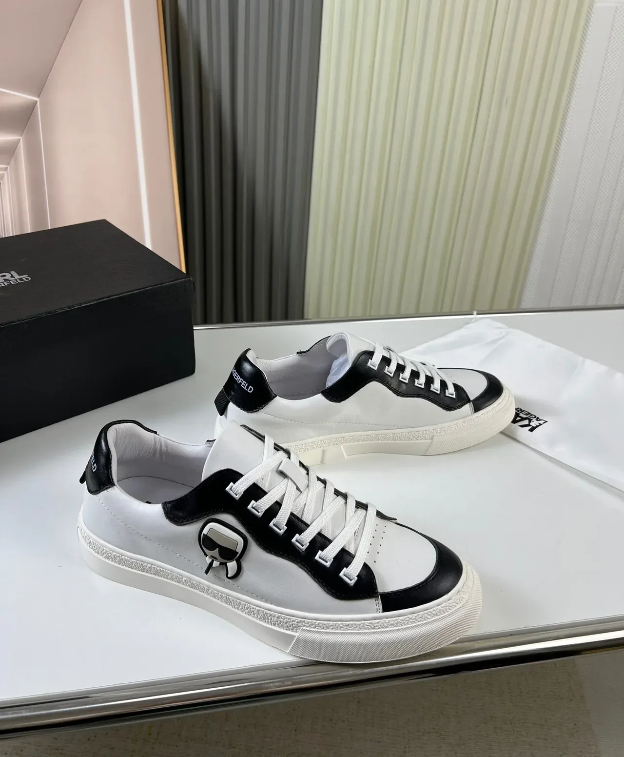 Karl Lagerfeld IKONIK White and Black Leather Lifestyle Sneakers 7