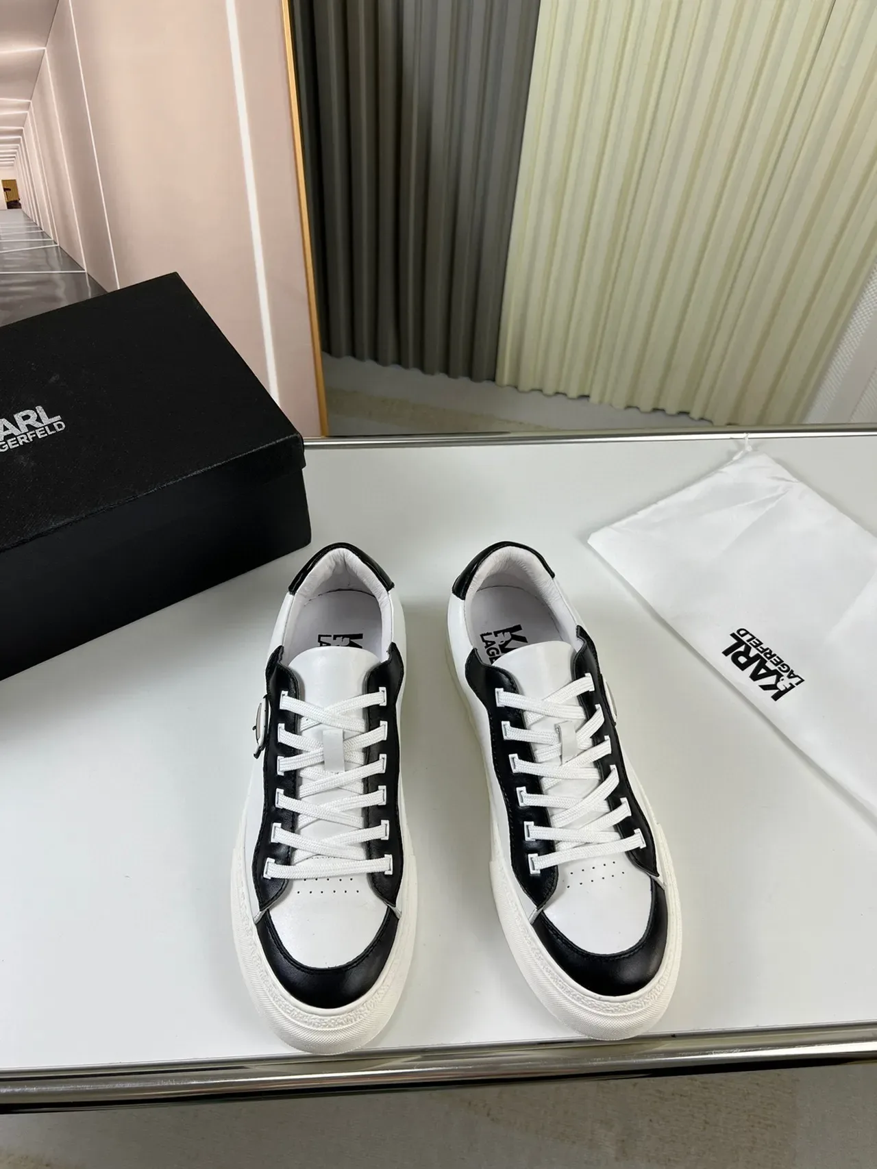 Karl Lagerfeld IKONIK White and Black Leather Lifestyle Sneakers 8