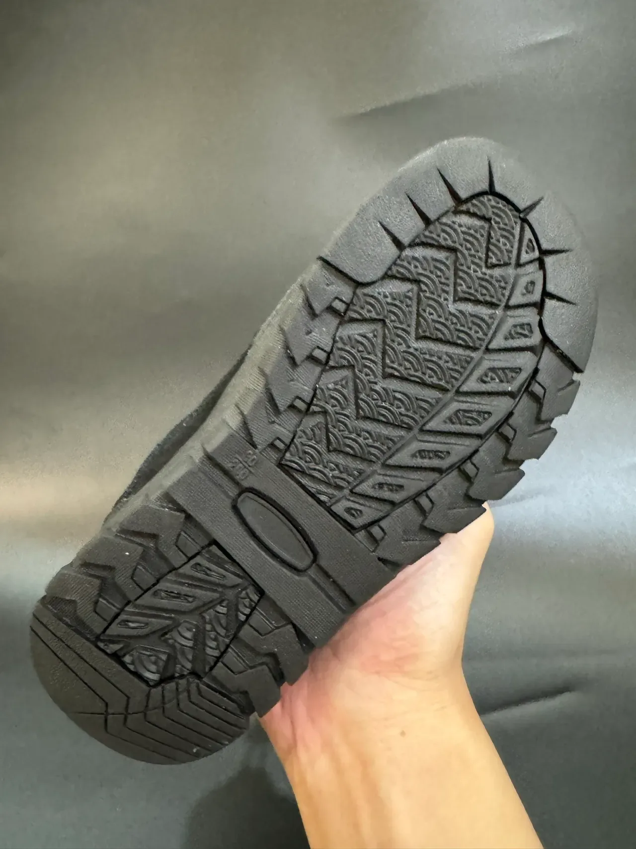 KEEN Black Brown Low-Top Mixed-Material Upper Lifestyle Sneakers 17