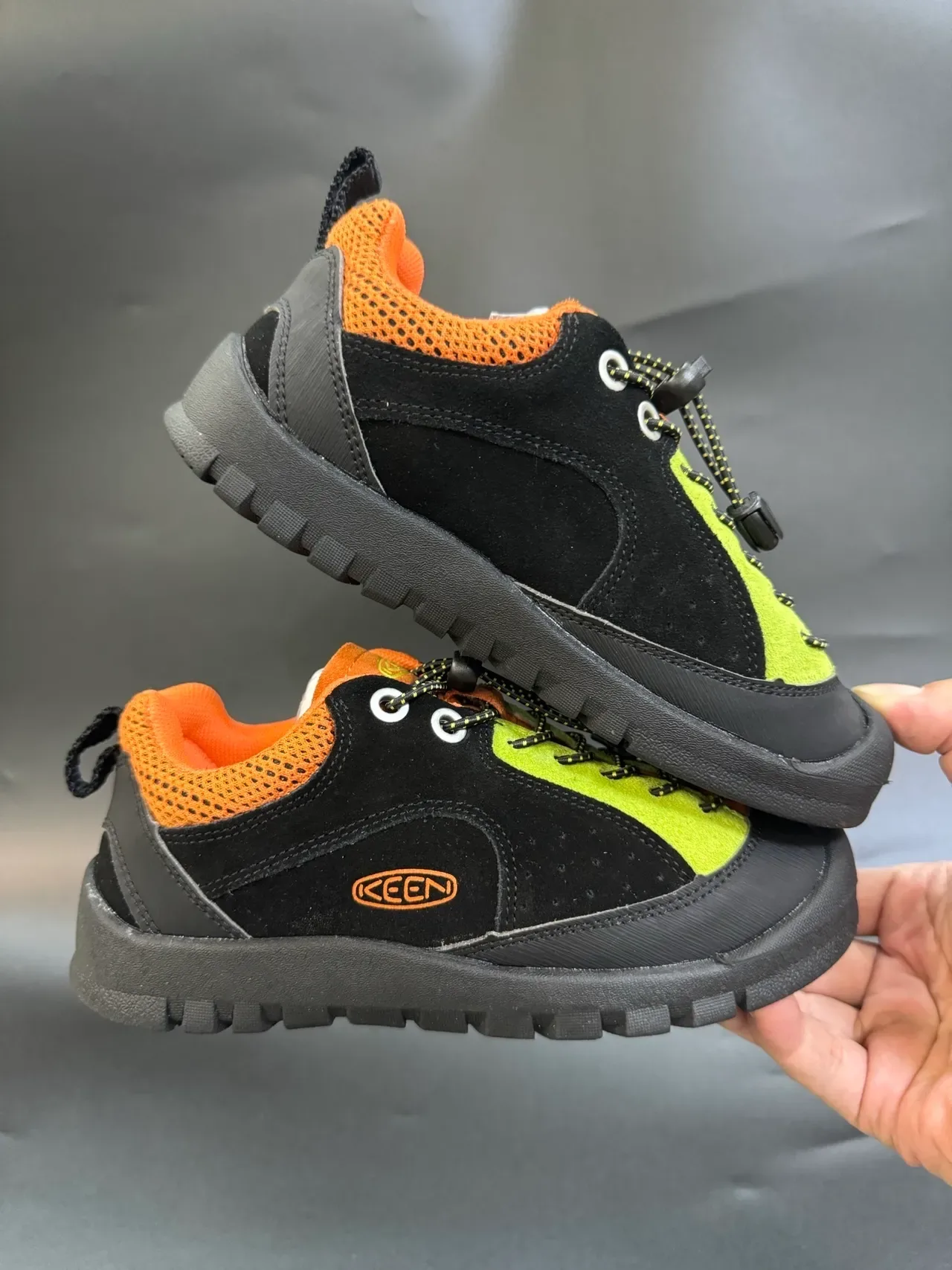 KEEN Black Brown Low-Top Mixed-Material Upper Lifestyle Sneakers 18