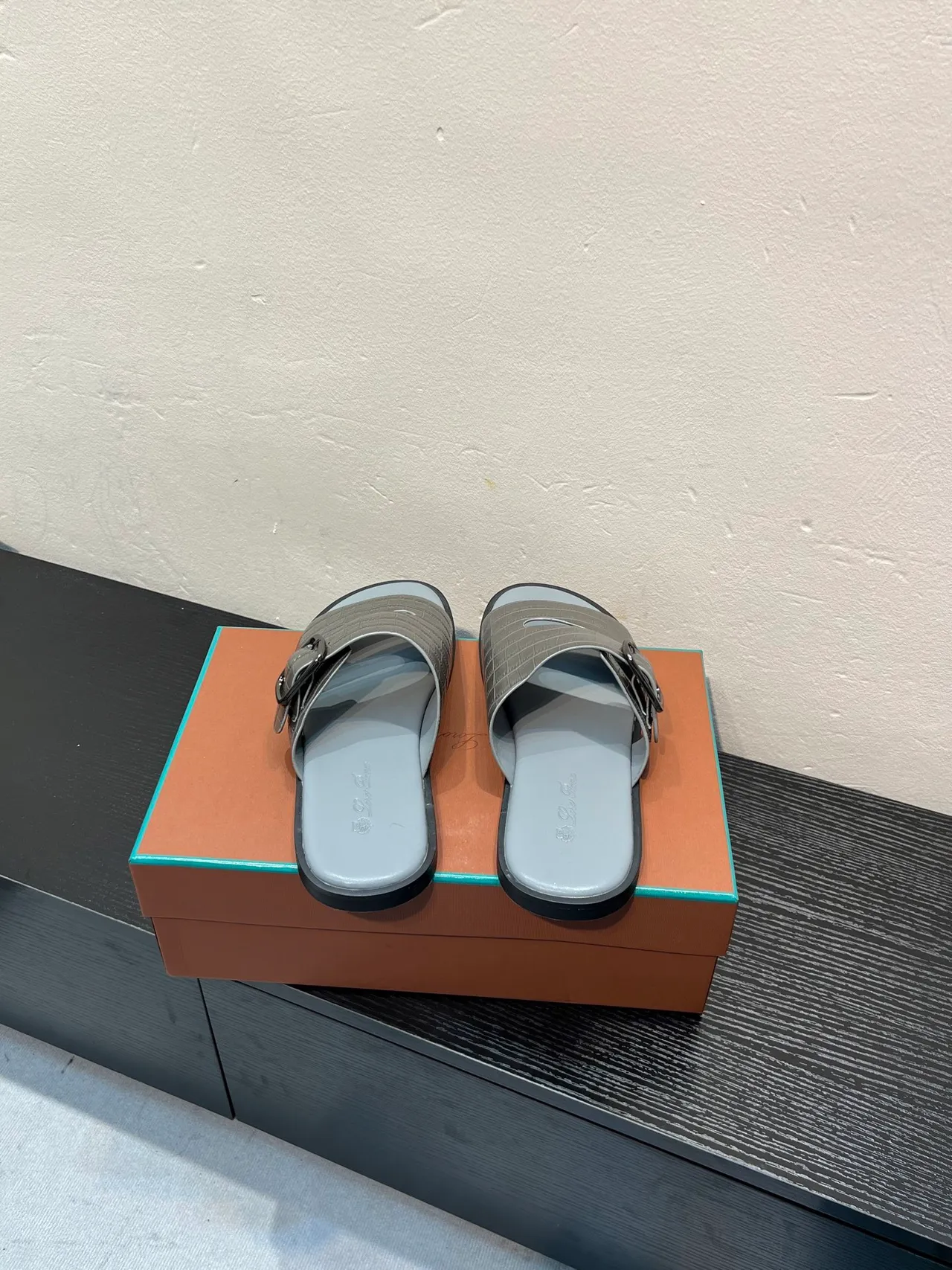 Metallic Gray Croc-Embossed Double Strap Buckle Casual Sandals 6