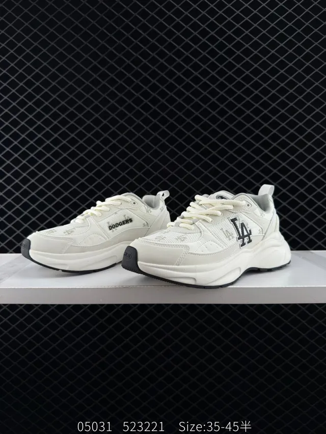 MLB LA Logo Chunky White Black Silhouette Mesh And Synthetic Upper Chunky Sneakers 3