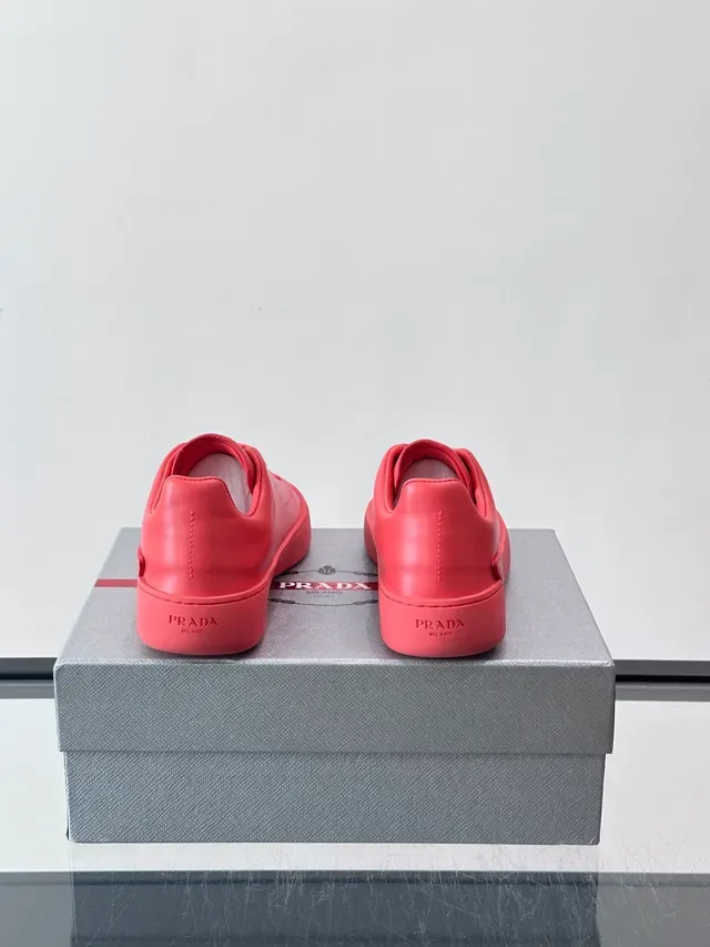 Monochrome Pink Smooth Upper Lifestyle Sneakers 3